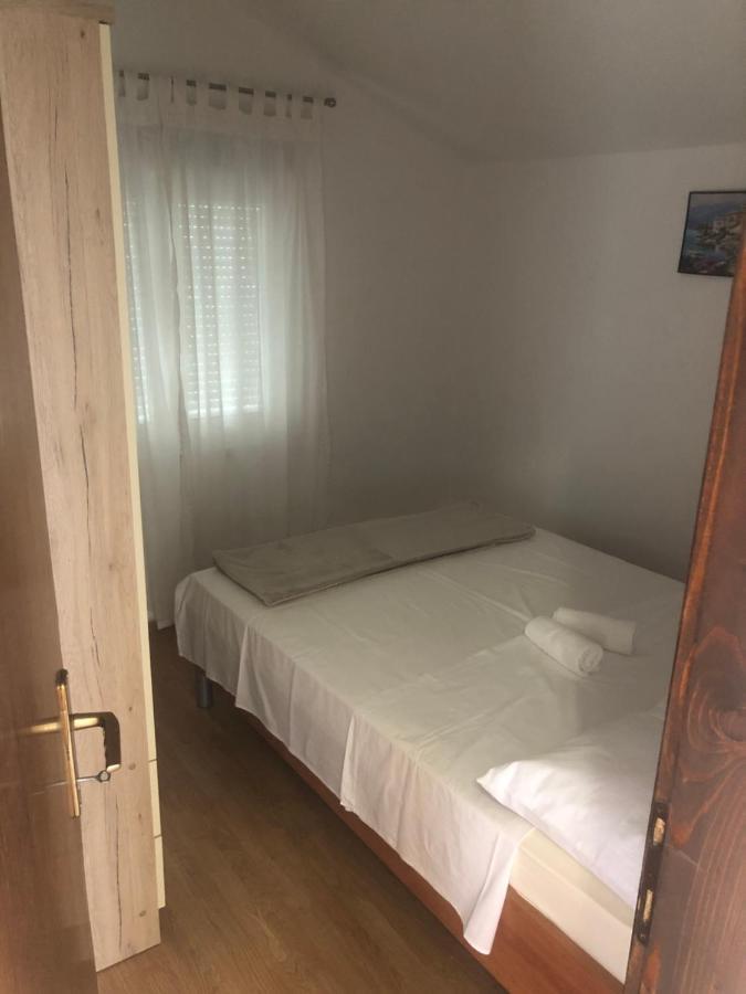 Apartamento Danguba Kremena Exterior foto